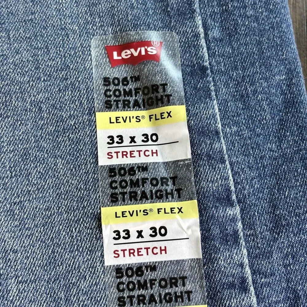 Levi’s 506 Comfort Straight Men’s Jeans Size 33x30 NWT